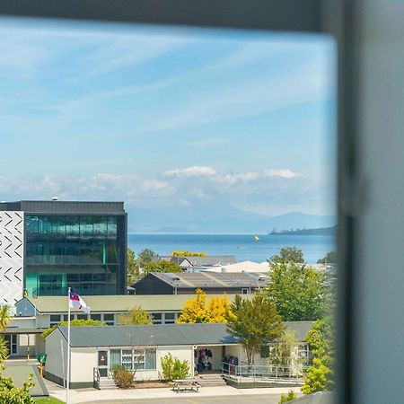 Lakeview Luxury - Taupo Holiday Apartment Exteriör bild