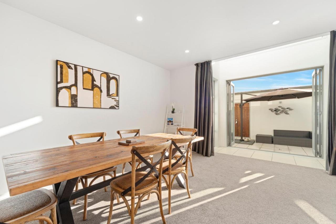 Lakeview Luxury - Taupo Holiday Apartment Exteriör bild