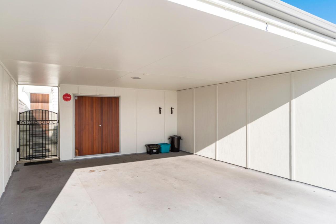 Lakeview Luxury - Taupo Holiday Apartment Exteriör bild