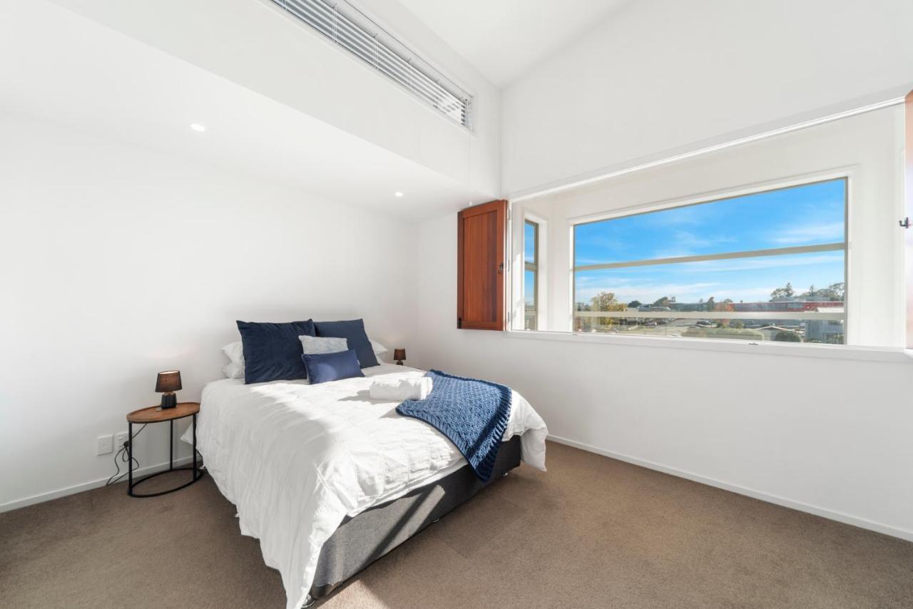 Lakeview Luxury - Taupo Holiday Apartment Exteriör bild