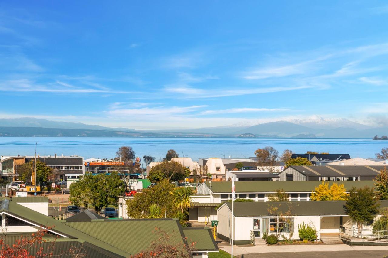 Lakeview Luxury - Taupo Holiday Apartment Exteriör bild